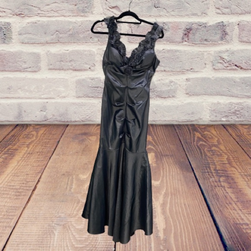 Metalic long formal prom dress